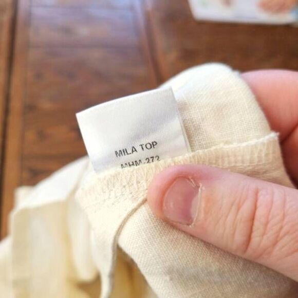 HEVRON MILA Linen Ivory Cropped Open Back Top Sz Medium - Picture 6 of 8